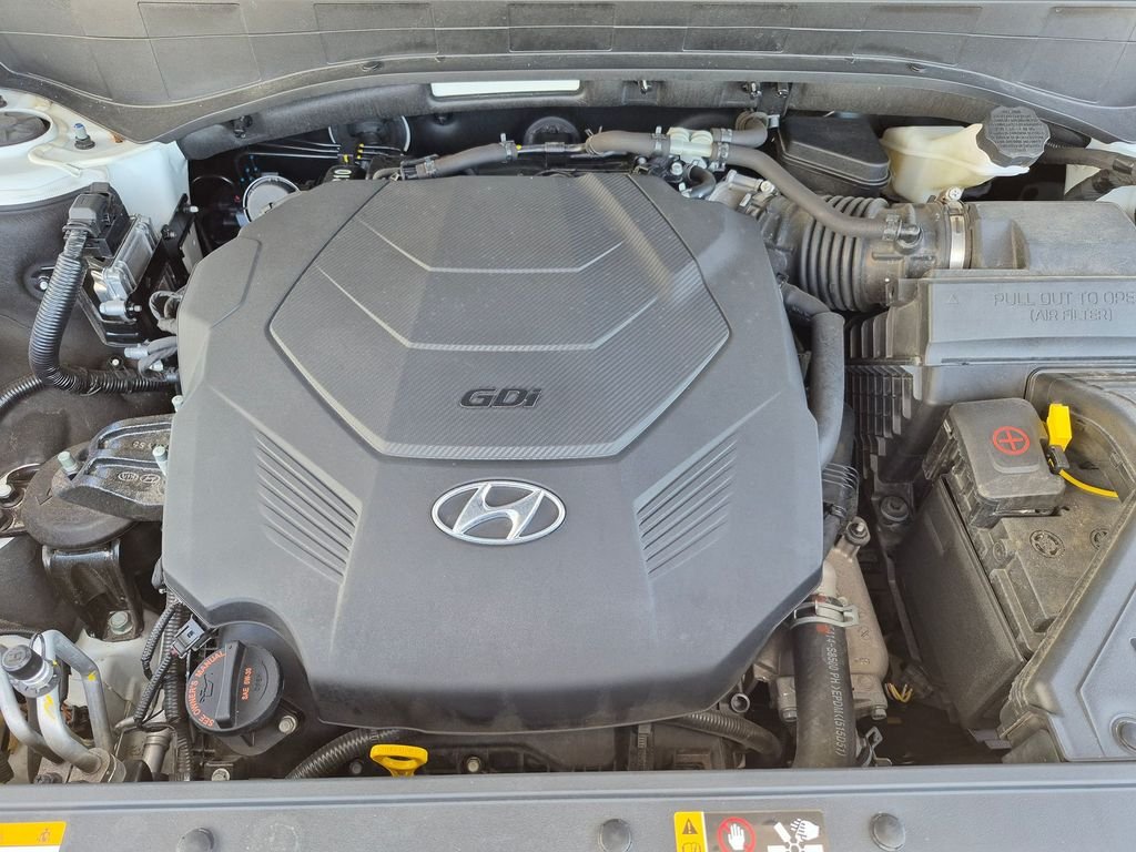 Used 2023 White Hyundai SEL image 13