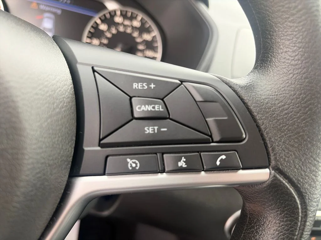 Used 2022 Gray Nissan 2.5 SV image 34