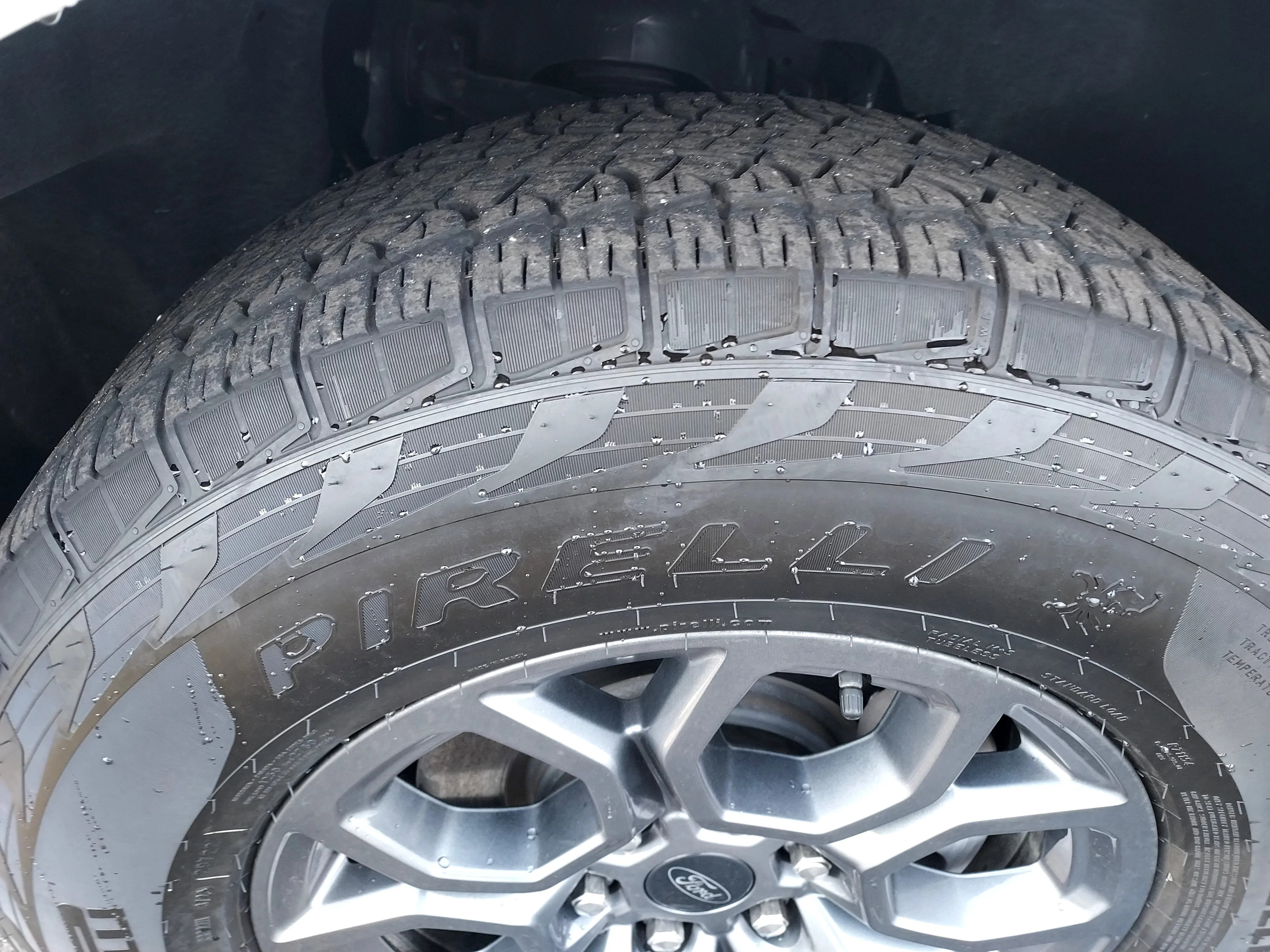 Used 2025 White Ford Active image 3