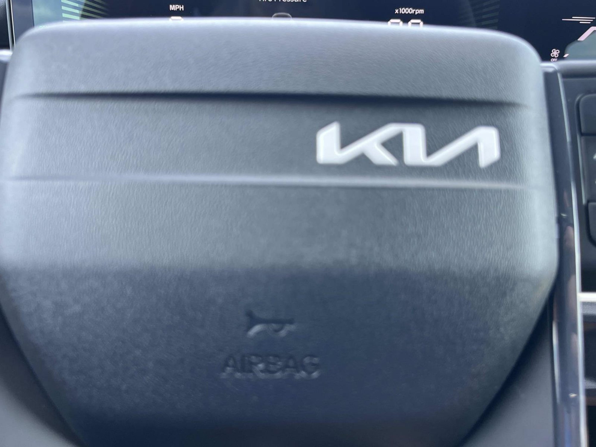 New 2027 Panthera Metal Kia EX image 27