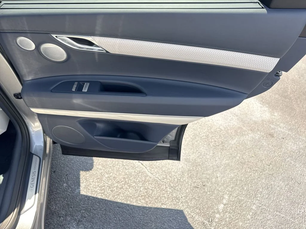 2025 GENESIS GV80 Prestige - Photo 16