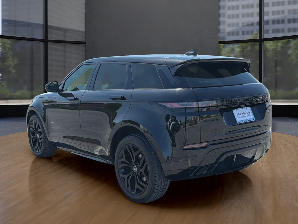 Used 2022 Black Land Rover Dynamic image 15