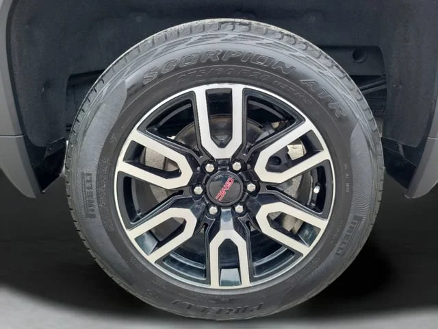 Used 2022 Onyx Black GMC AT4 image 33