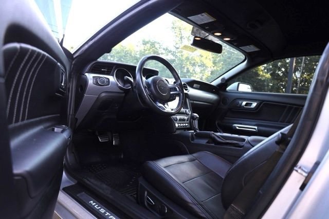 Used 2018 Ingot Silver Ford GT Premium image 18