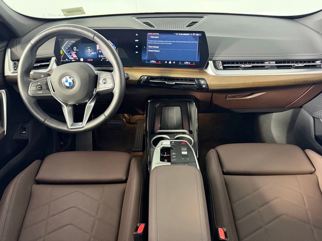 Used 2025 Alpine White BMW xDrive28i image 13