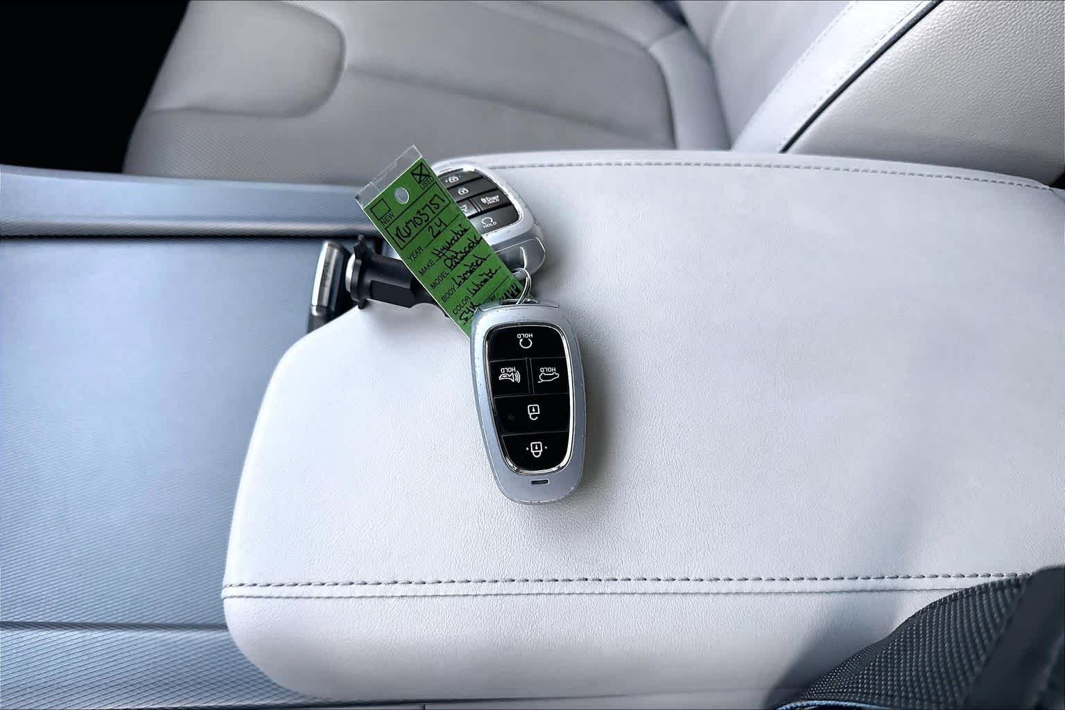Used 2024 Hyper White Hyundai Limited image 15