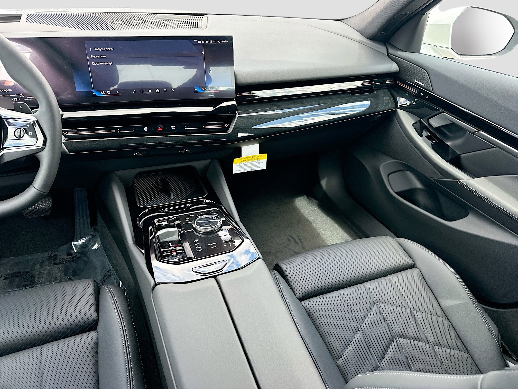New 2026 Alpine White BMW 530i image 18