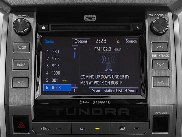 Used 2014 Black Toyota SR5 image 9