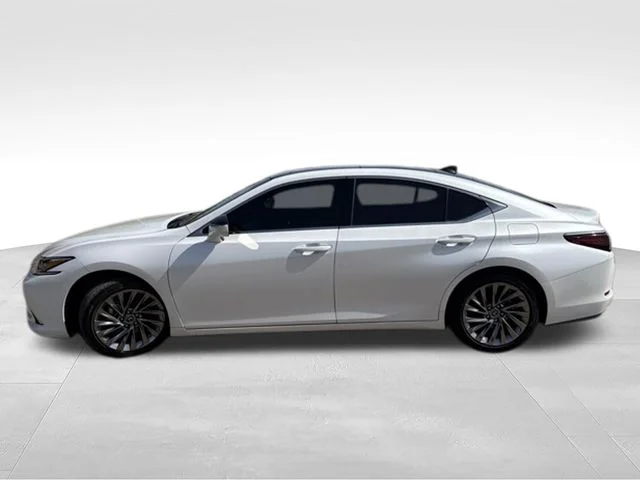 Used 2024 White Lexus 350 Luxury image 4