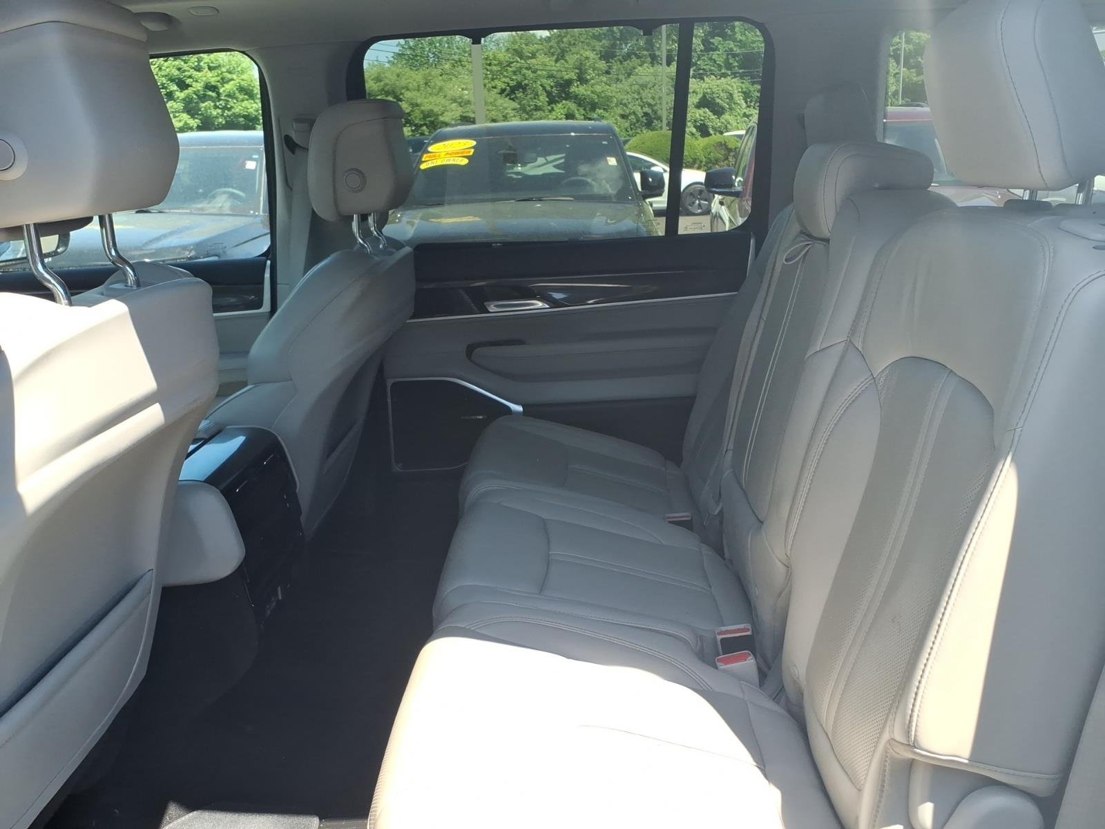 Certified Used 2023 White Jeep Base image 17