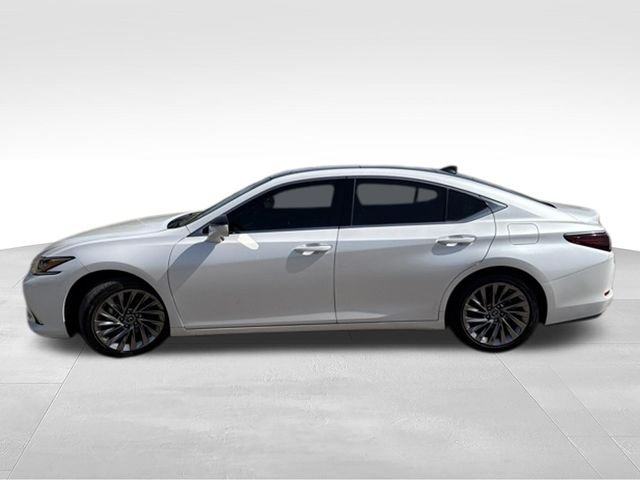 Used 2024 White Lexus 350 Luxury image 4