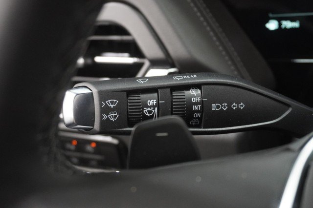 2026 GMC Yukon XL Denali - Photo 30