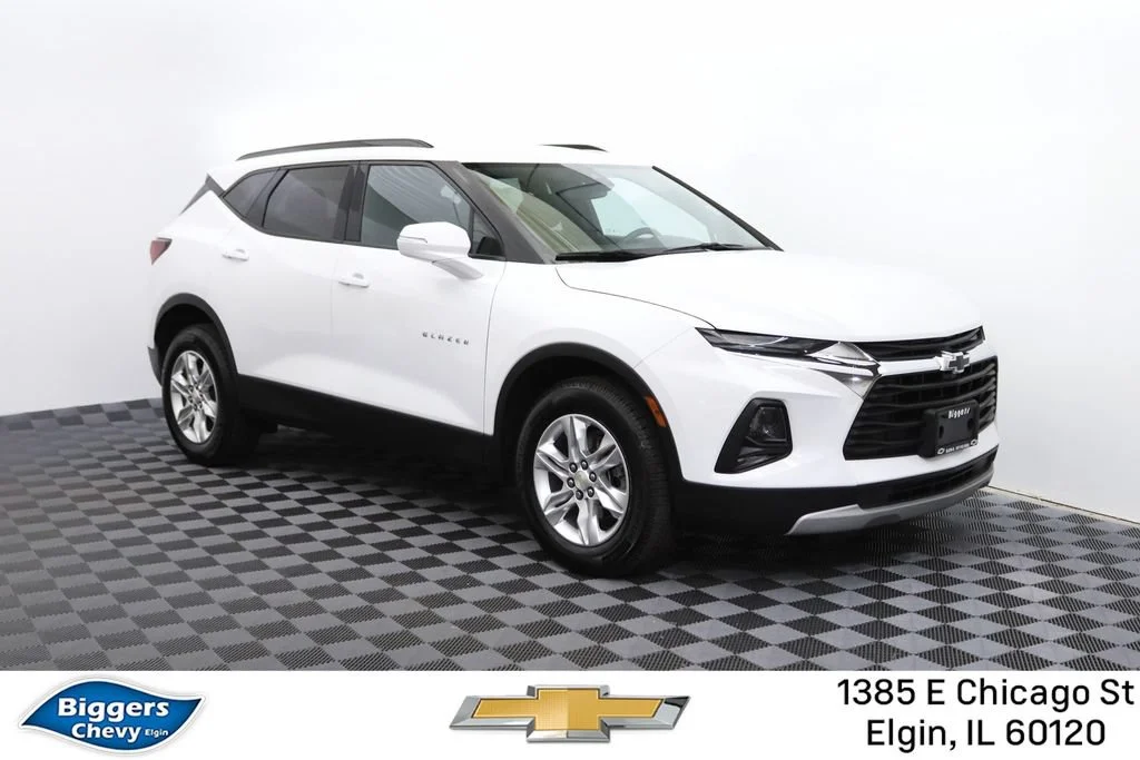 Used 2022 Summit White Chevrolet 2LT image 1