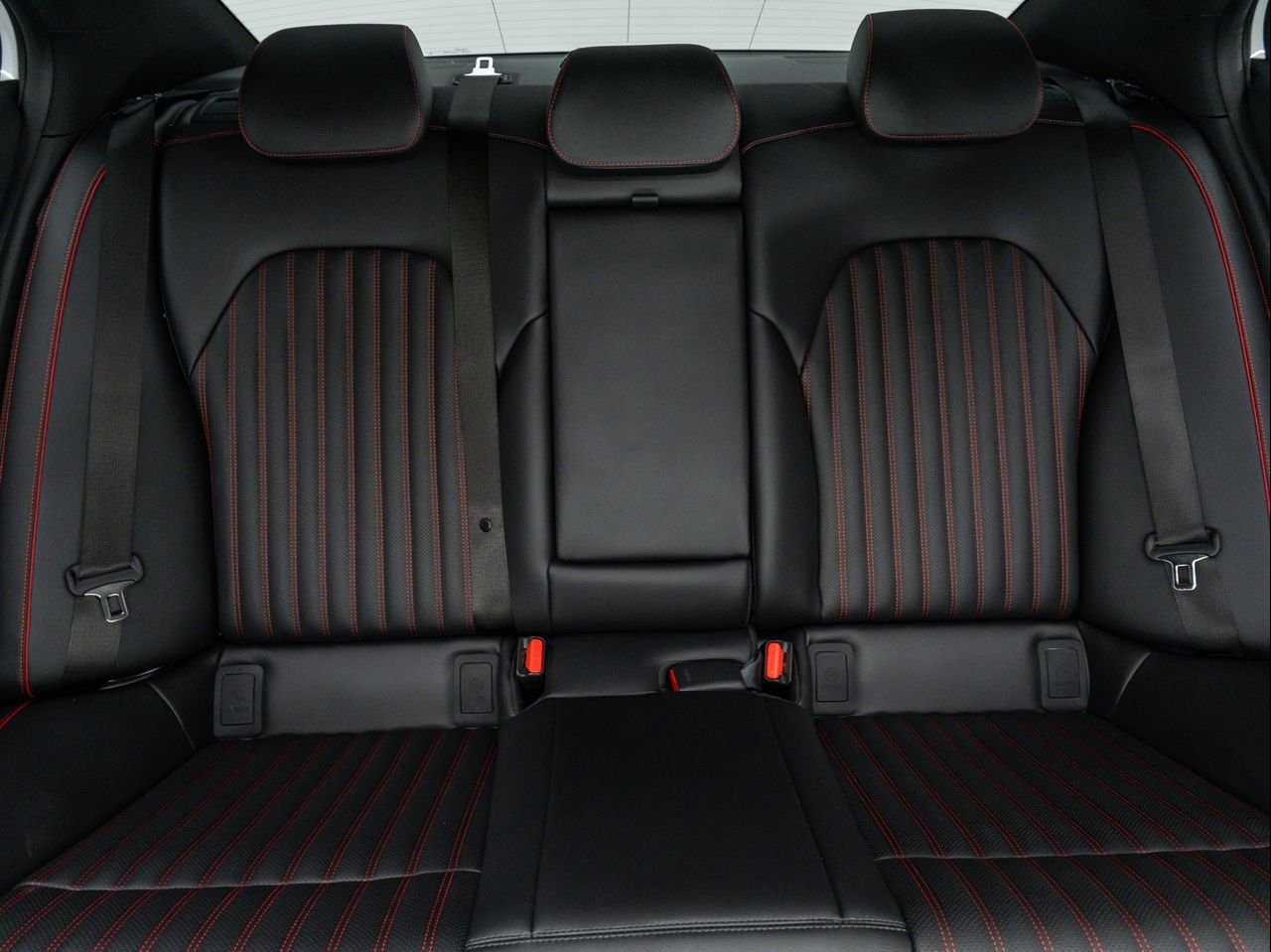 2026 GENESIS G70 Sport Prestige - Photo 28