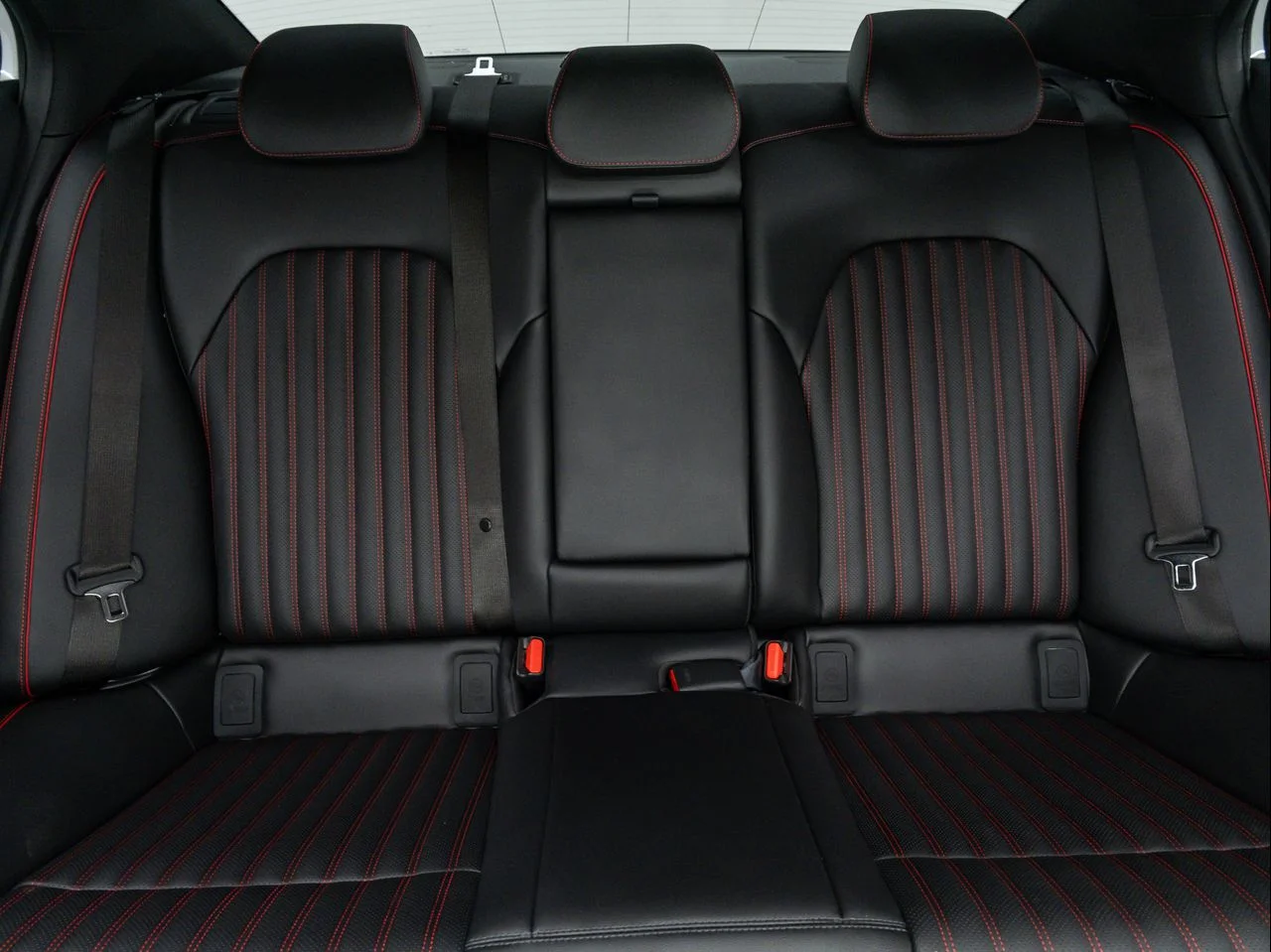 2026 GENESIS G70 Sport Prestige - Photo 28