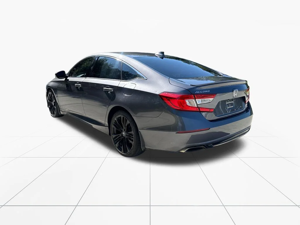 Used 2018 Modern Steel Metallic Honda Sport image 6