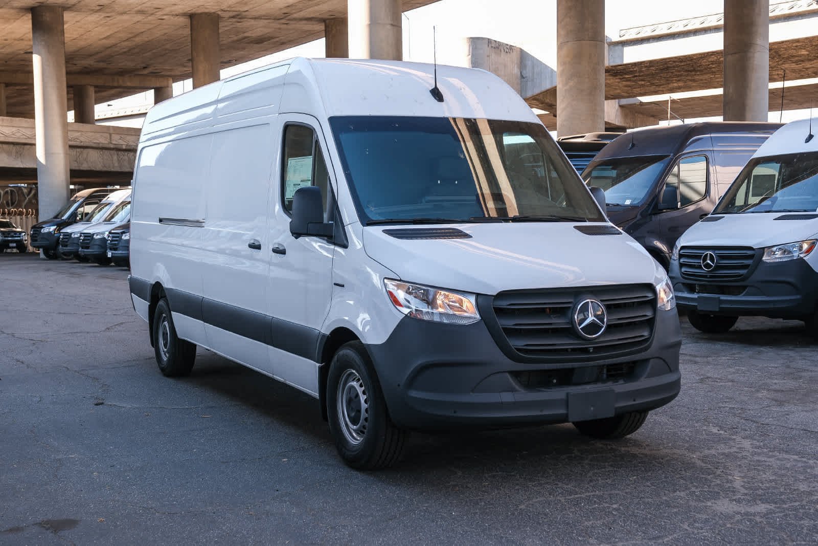 New 2025 Arctic White Mercedes-Benz Cargo 170 WB High Roof RWD Electric Motor image 3