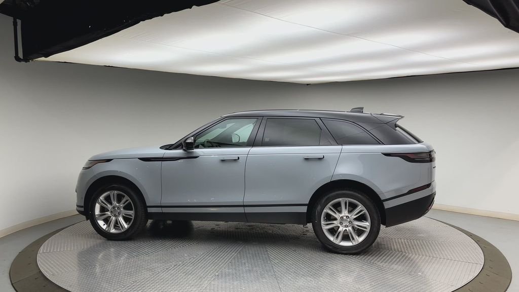 New 2026 Arroios Grey Land Rover S image 5