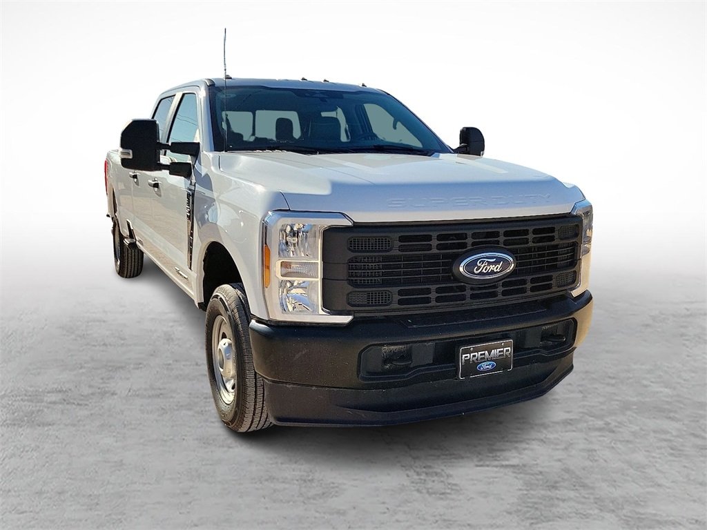 2023 Ford F-250 XL photo 2