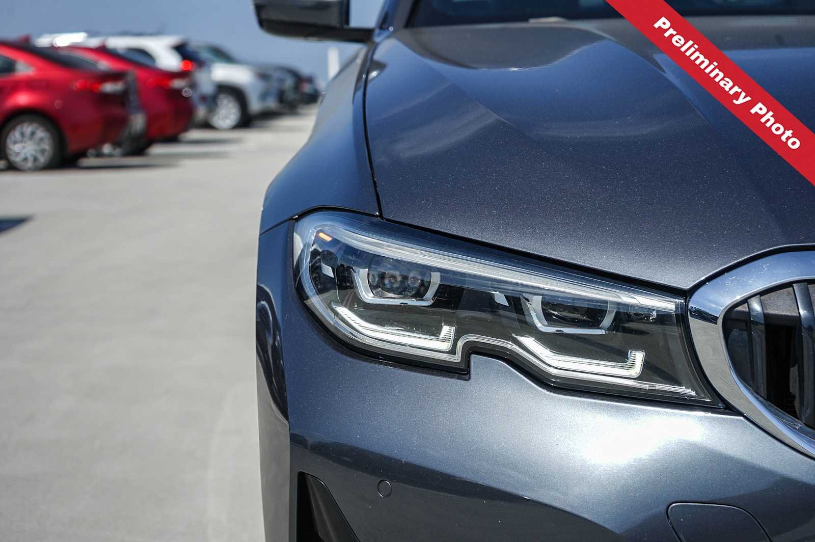 Used 2019 Mineral Gray Metallic BMW 330i image 4