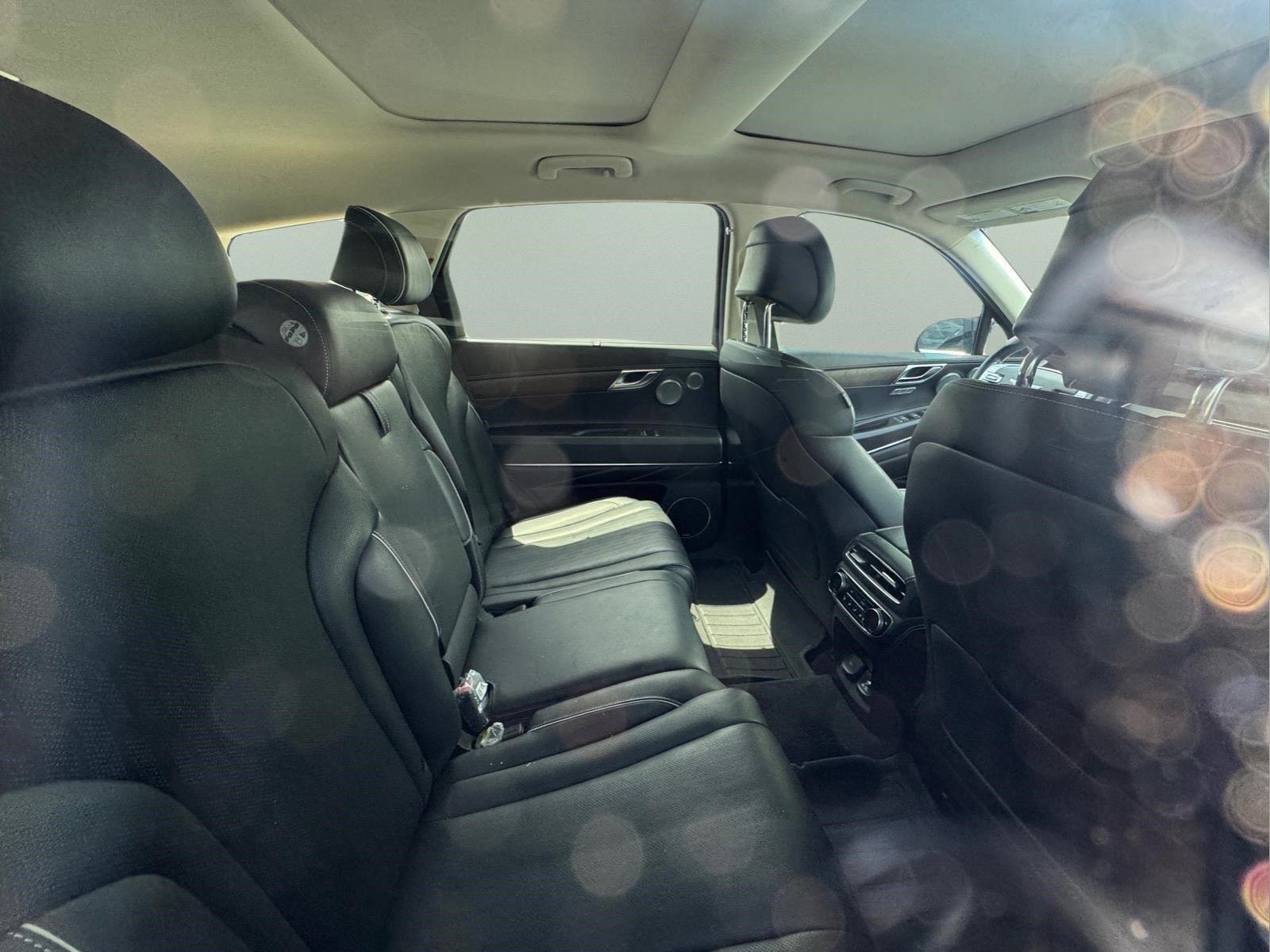 Used 2021 Himalayan Gray Genesis Advanced + image 18