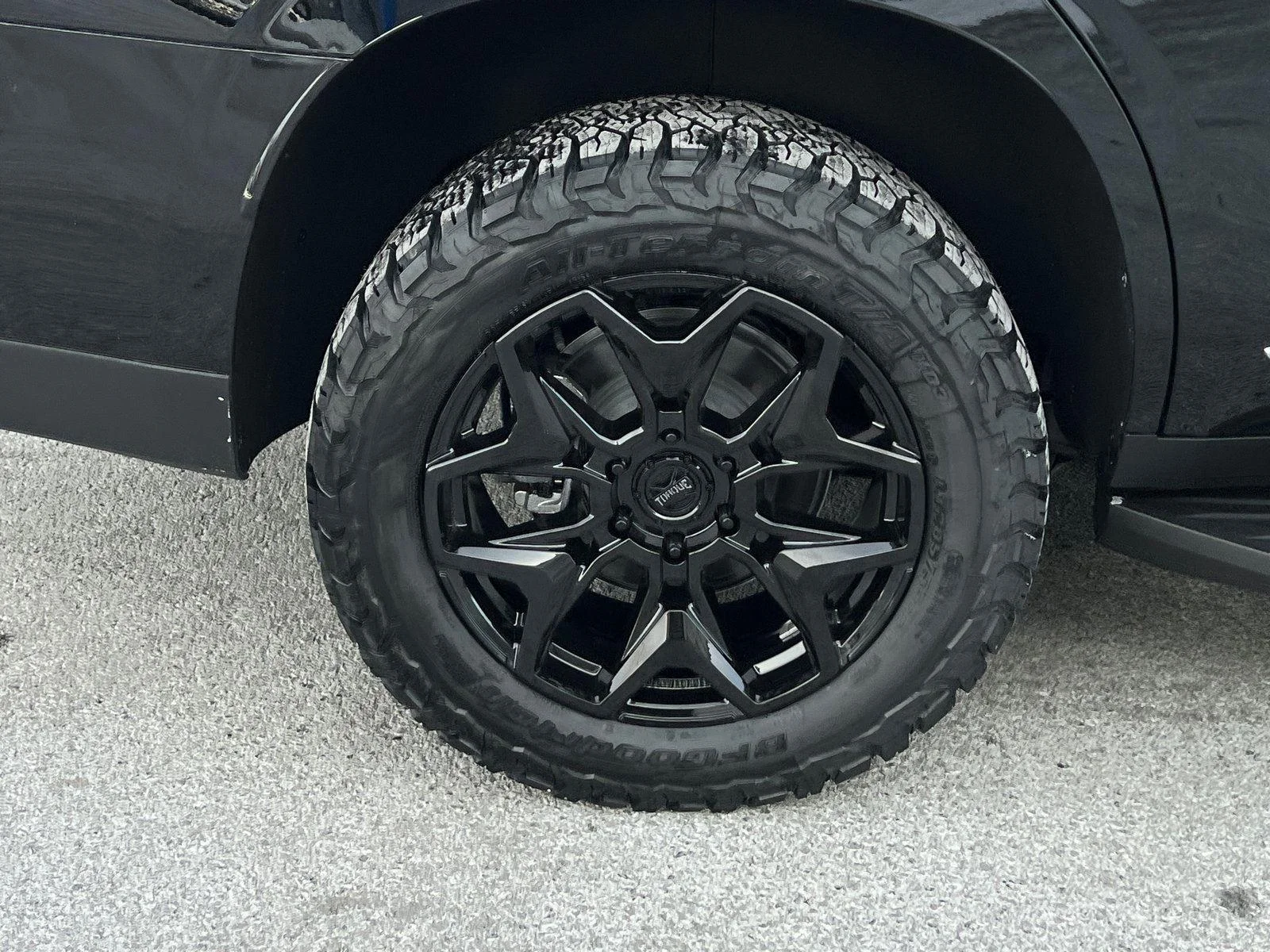 2026 GMC Yukon Elevation - Photo 6