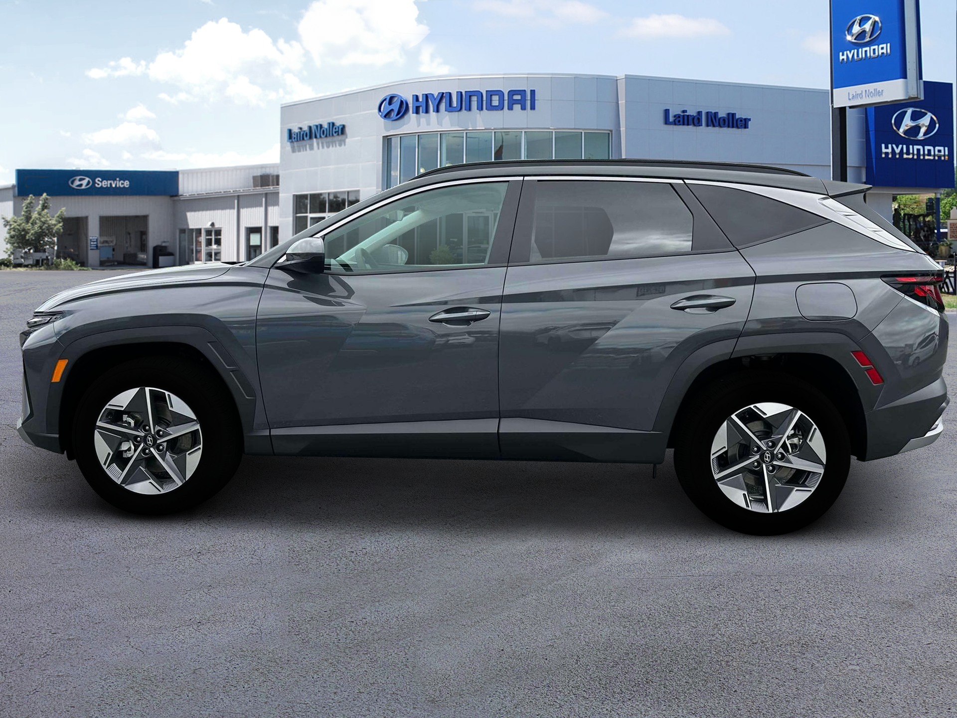 View vehicle photo 3