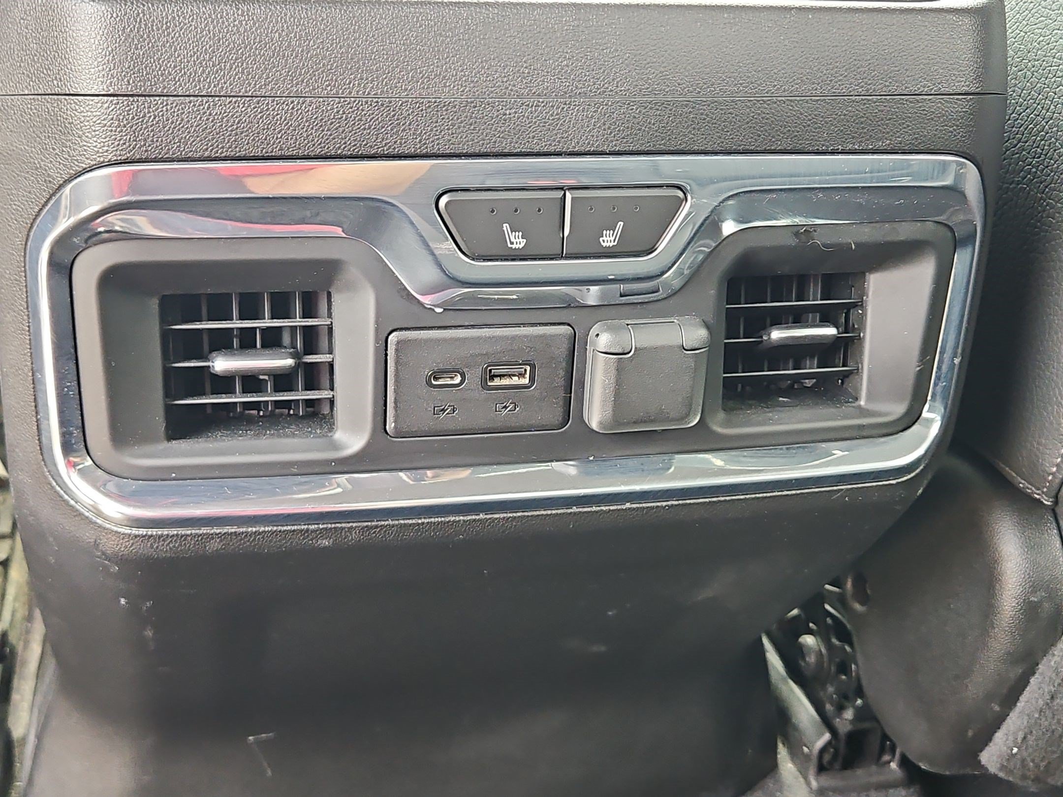 Used 2021 SUMMIT WHITE GMC Denali image 29