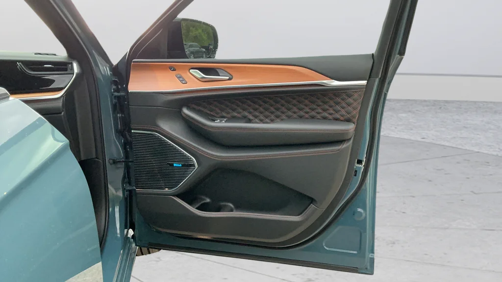 New 2026 Steel Blue Exterior Paint Jeep Summit image 23