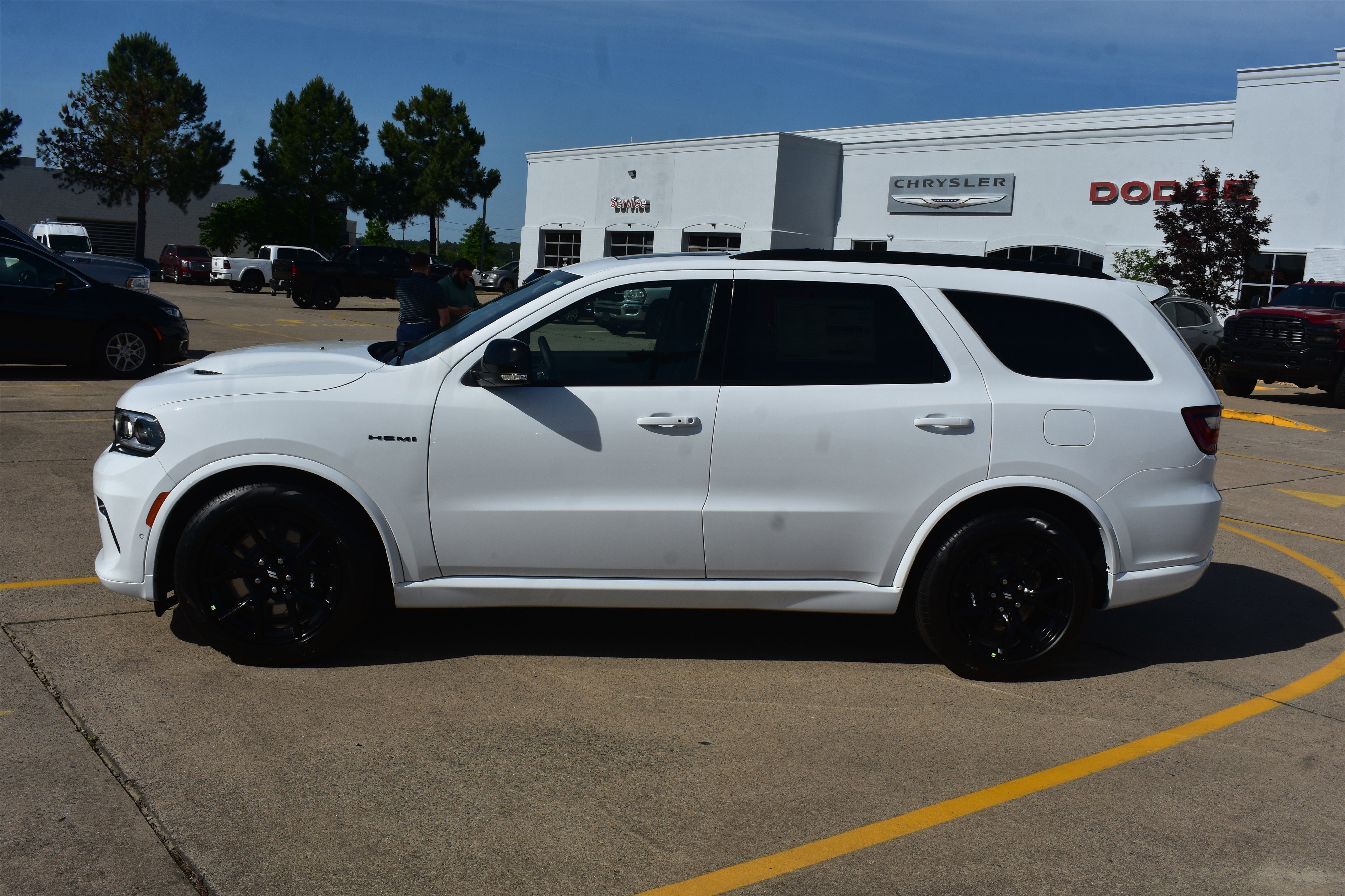 New 2026 White Knuckle Clear-Coat Exterior Paint Dodge GT Plus HEMI V8 image 10