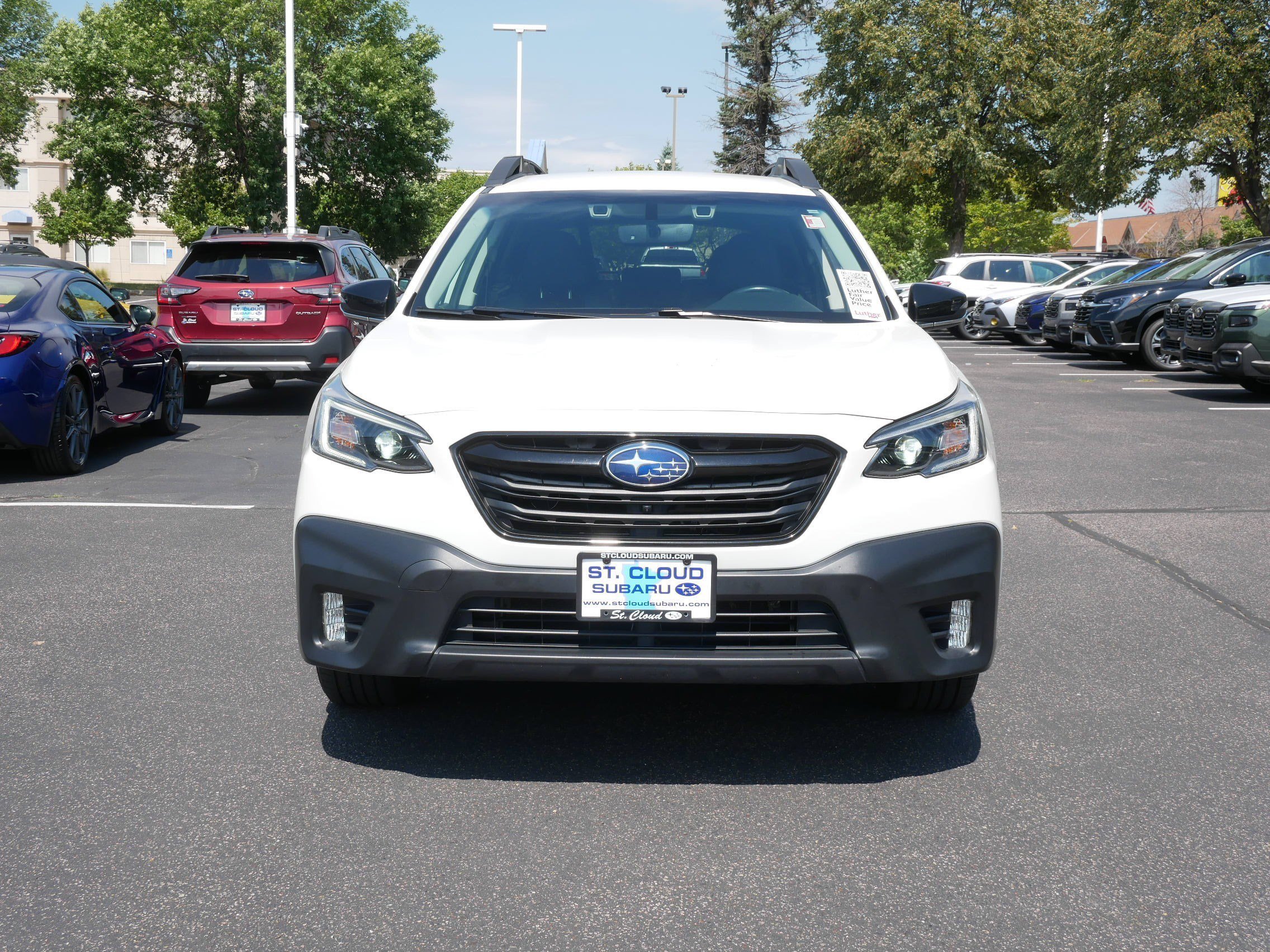 Used 2020 Subaru Outback Onyx Edition with VIN 4S4BTGHD8L3240931 for sale in Saint Cloud, Minnesota
