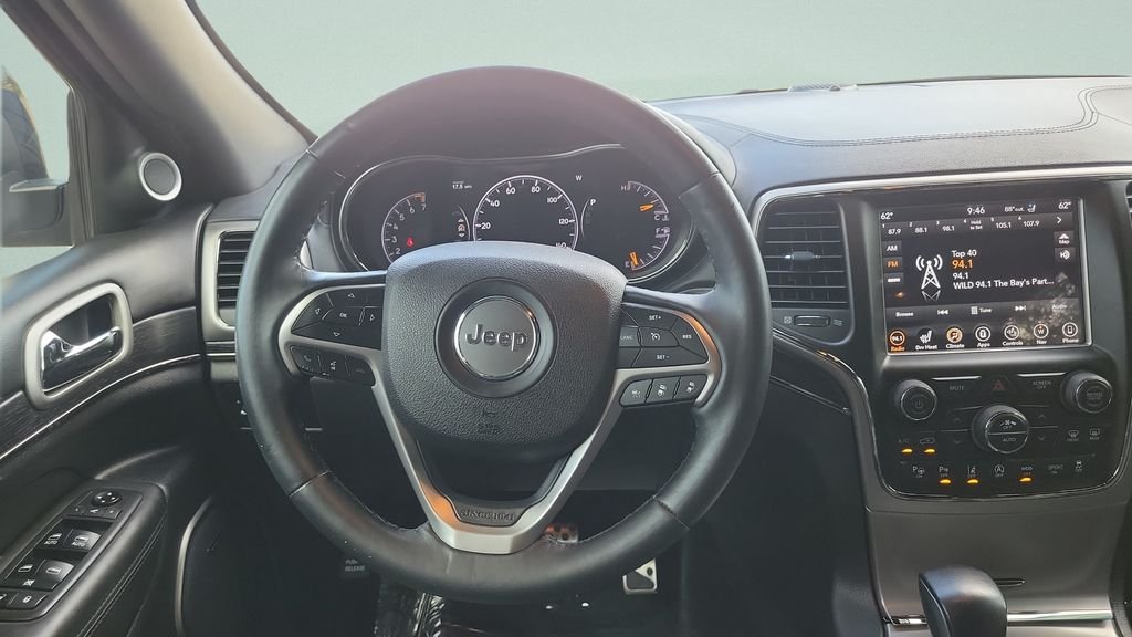 Used 2018 Black Jeep Overland image 12