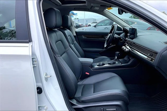 Certified Used 2024 Platinum White Pearl Honda Touring image 28