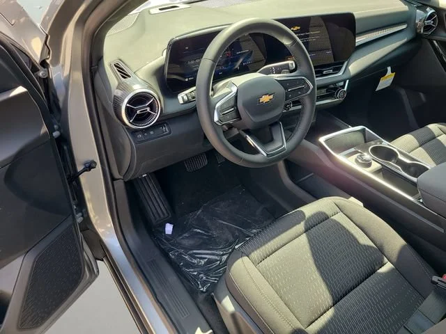 New 2027 Sterling Gray Metallic Chevrolet LT image 19