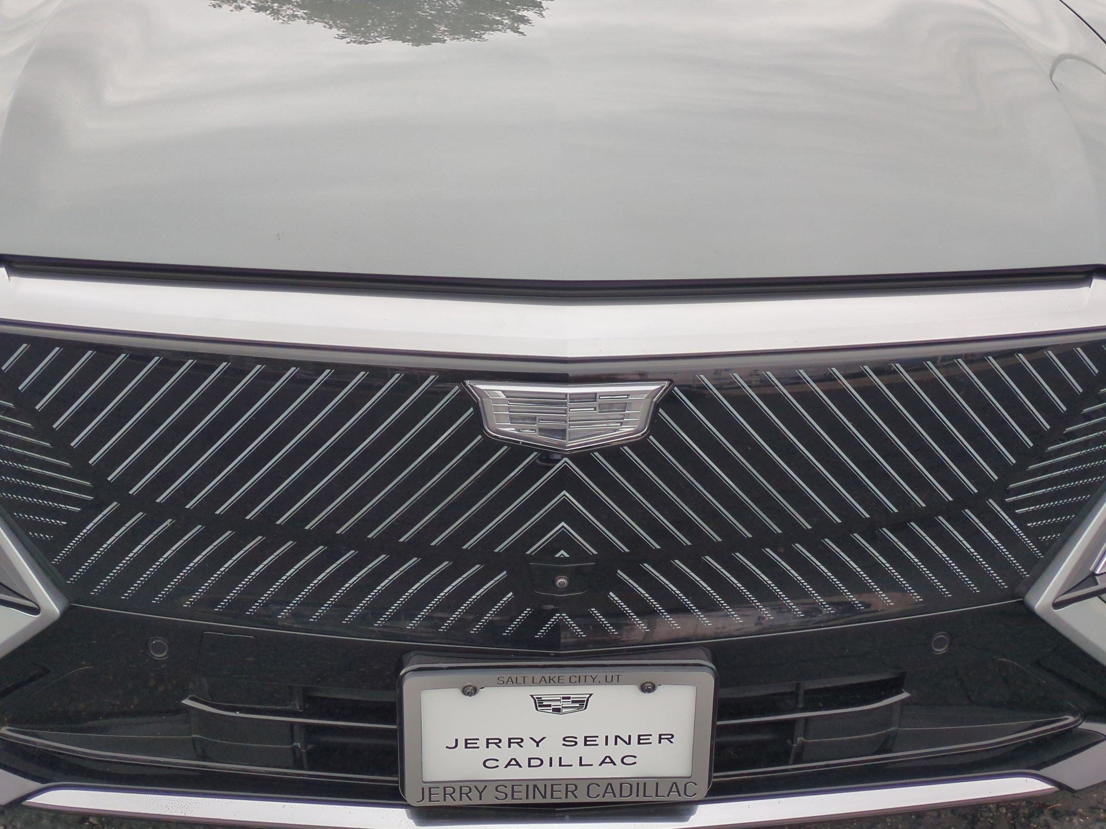 Used 2024 Argent Silver Metallic Cadillac Luxury image 10