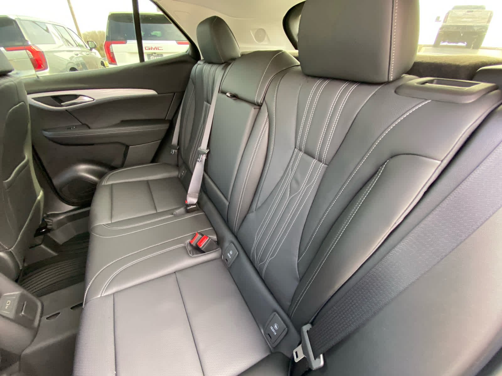 New 2026 Ebony Twilight Metallic Buick Avenir image 28