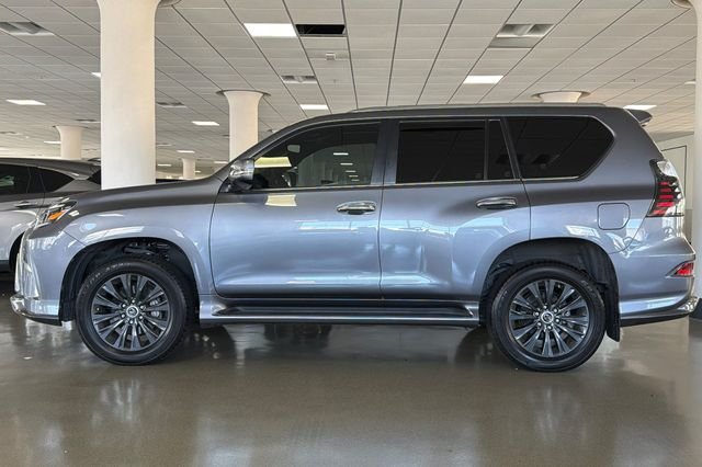 Used 2023 Nebula Gray Pearl Lexus 460 image 10
