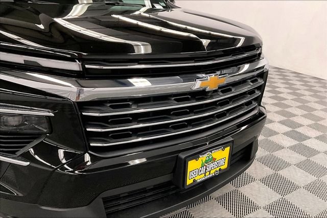 Used 2025 Mosaic Black Metallic Chevrolet LT image 34