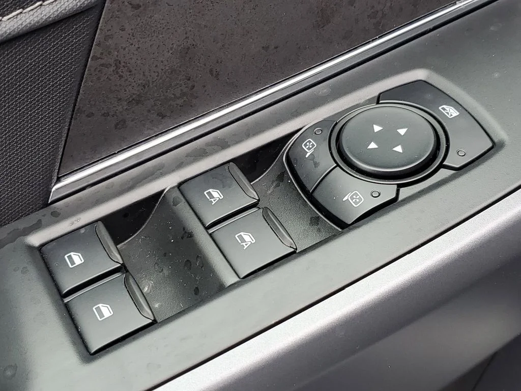 New 2026 Avalanche Ford XLT image 25