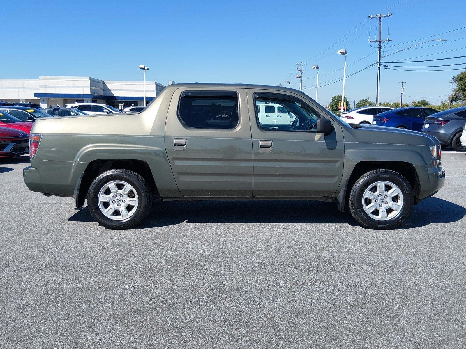 Used 2007  Honda RTL w/Leather image 6