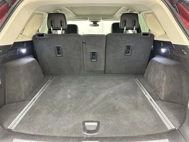 Used 2019 Red Cadillac Luxury image 7