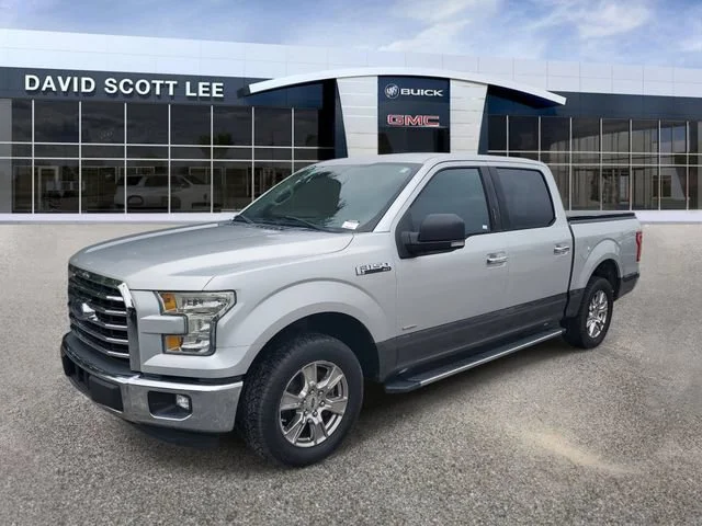 Used 2015 Ingot Silver Me Ford XL image 2