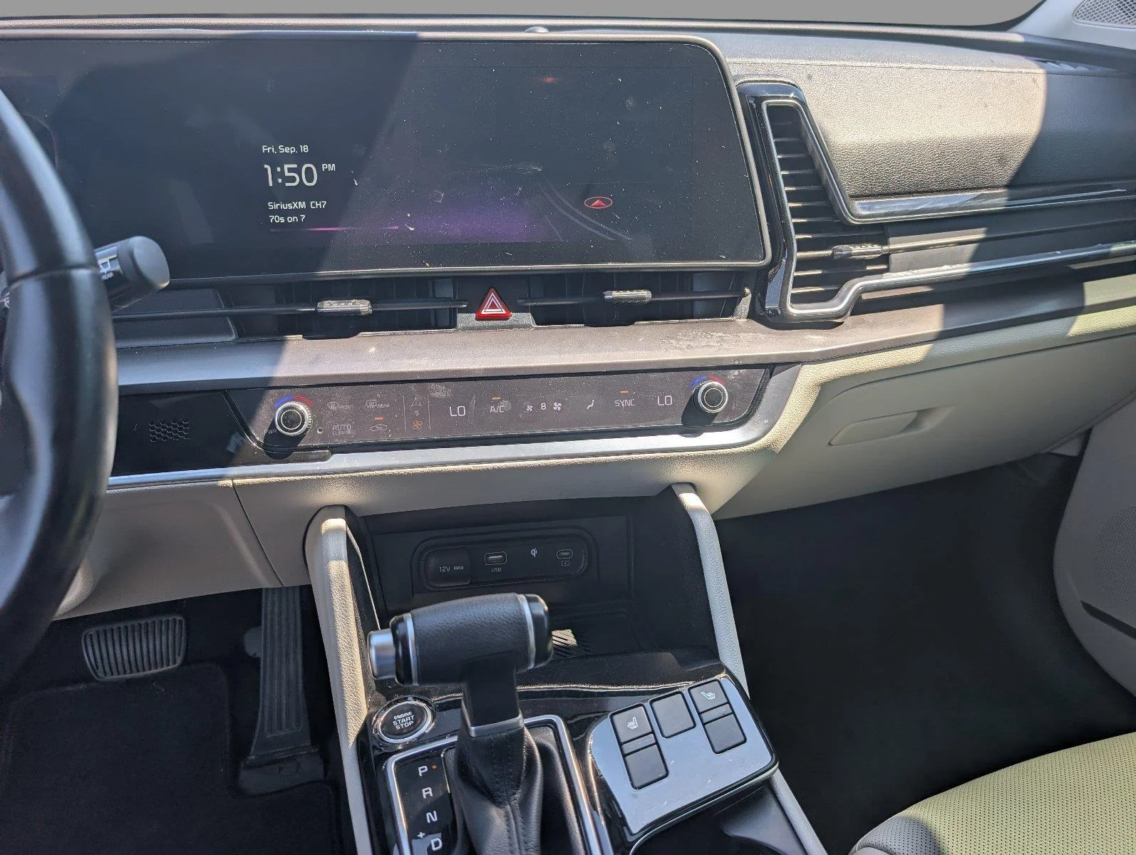 Used 2023 Ebony Black Kia EX image 16