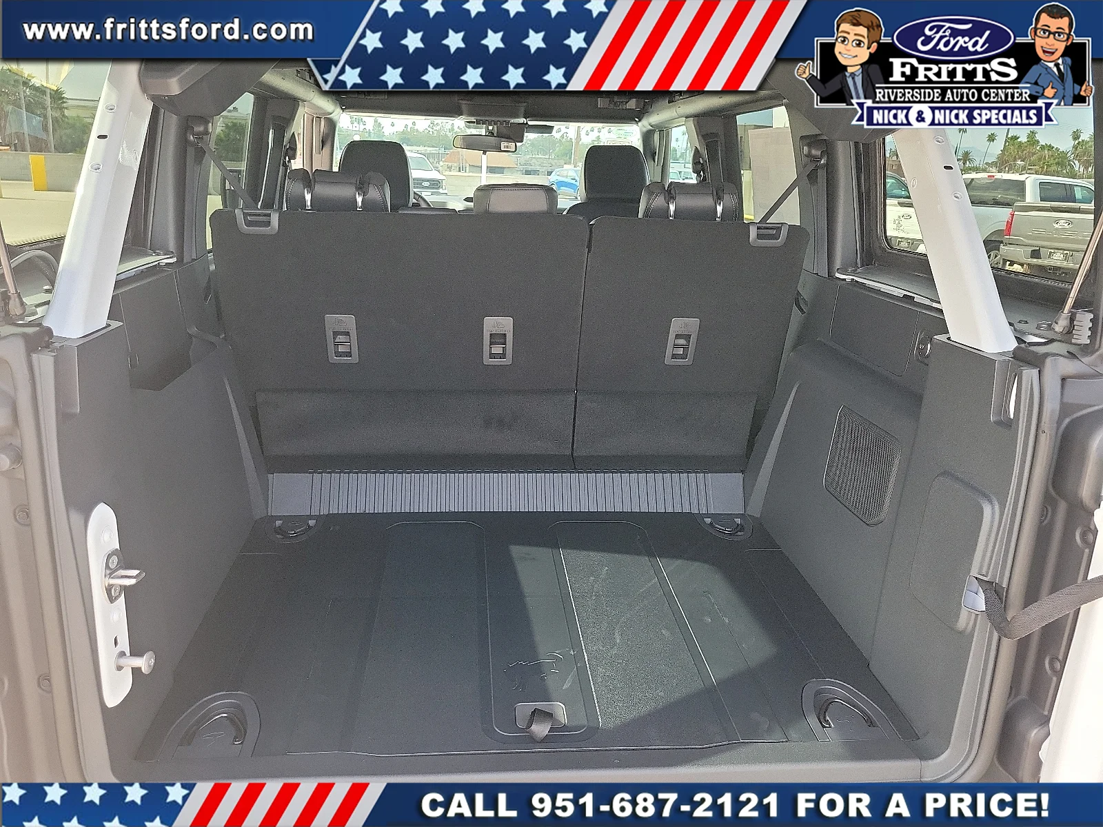 New 2026 Oxford White Ford Badlands® image 23