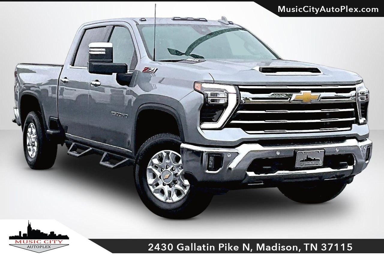 2025 Chevrolet Silverado HD LTZ 4WD Crew Cab Standard Box's photo