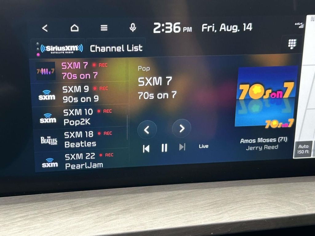 Used 2024 Green Kia EX X-Line image 28
