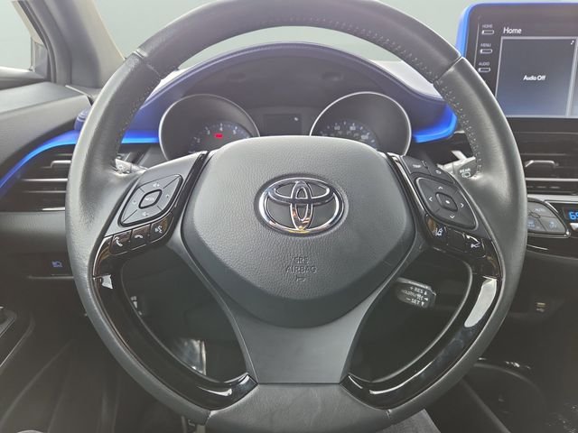 Used 2021 Gray Toyota XLE image 17