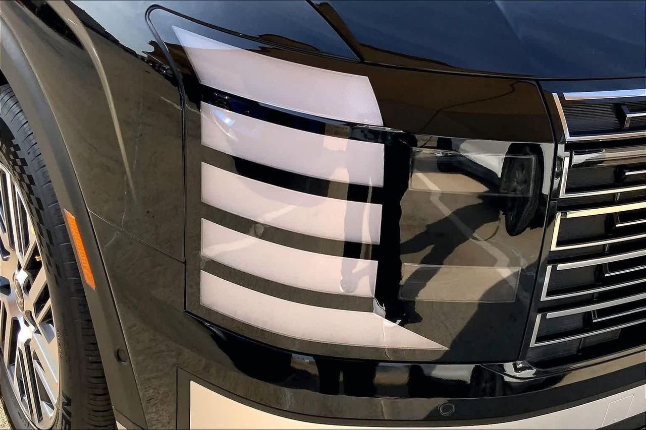 New 2026 Abyss Black Pearl Hyundai SEL Premium FWD image 13