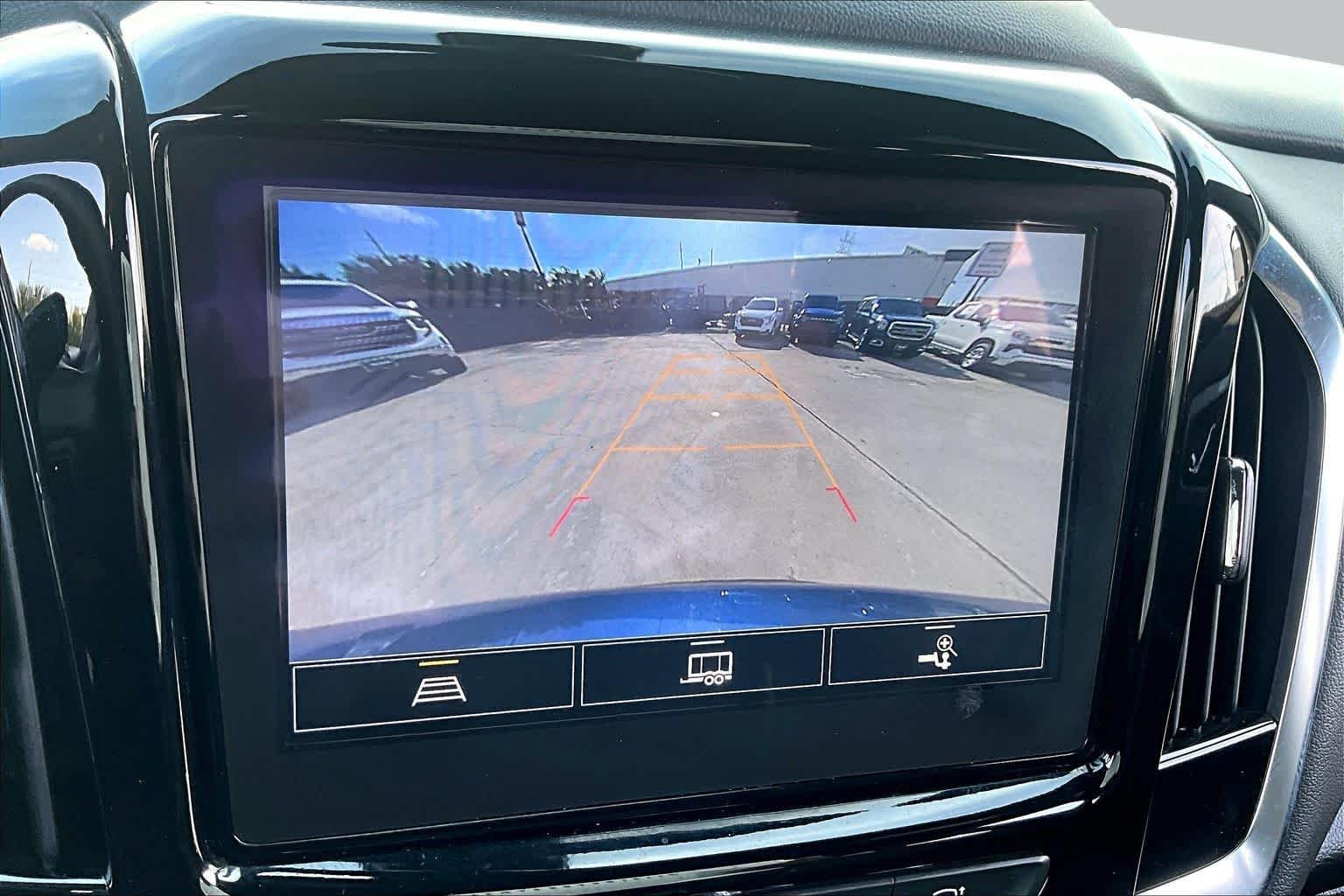 Used 2023 Northsky Blue Metallic Chevrolet LT Cloth image 27