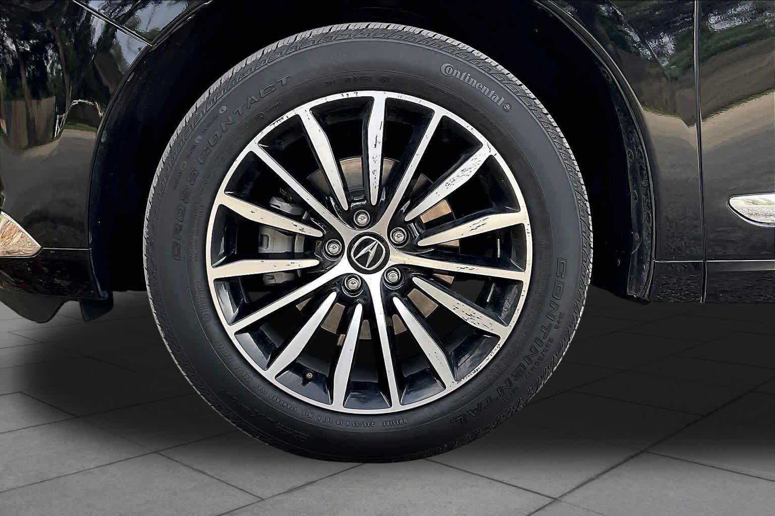 Used 2025 Majestic Black Pearl Acura w/Advance Package image 11